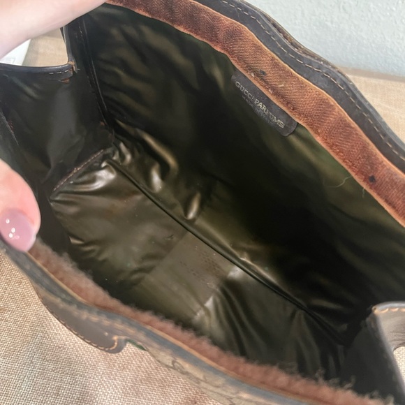 Authentic Gucci Brown Monogram Canvas Clutch with Green and Red Web Stripe - Picture 6 of 7